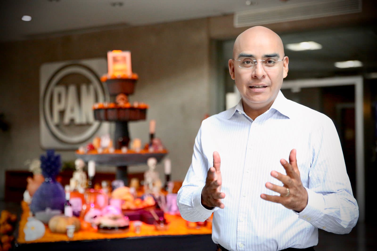 <a>AMLO y la 4T más ocupados de obras faraónicas y en la sucesión presidencial, que en el presupuesto educativo: Marcos Aguilar Vega</a>