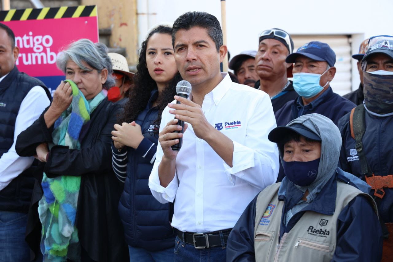 Encabeza Eduardo Rivera trabajos de limpieza en la Avenida Alfredo Toxqui