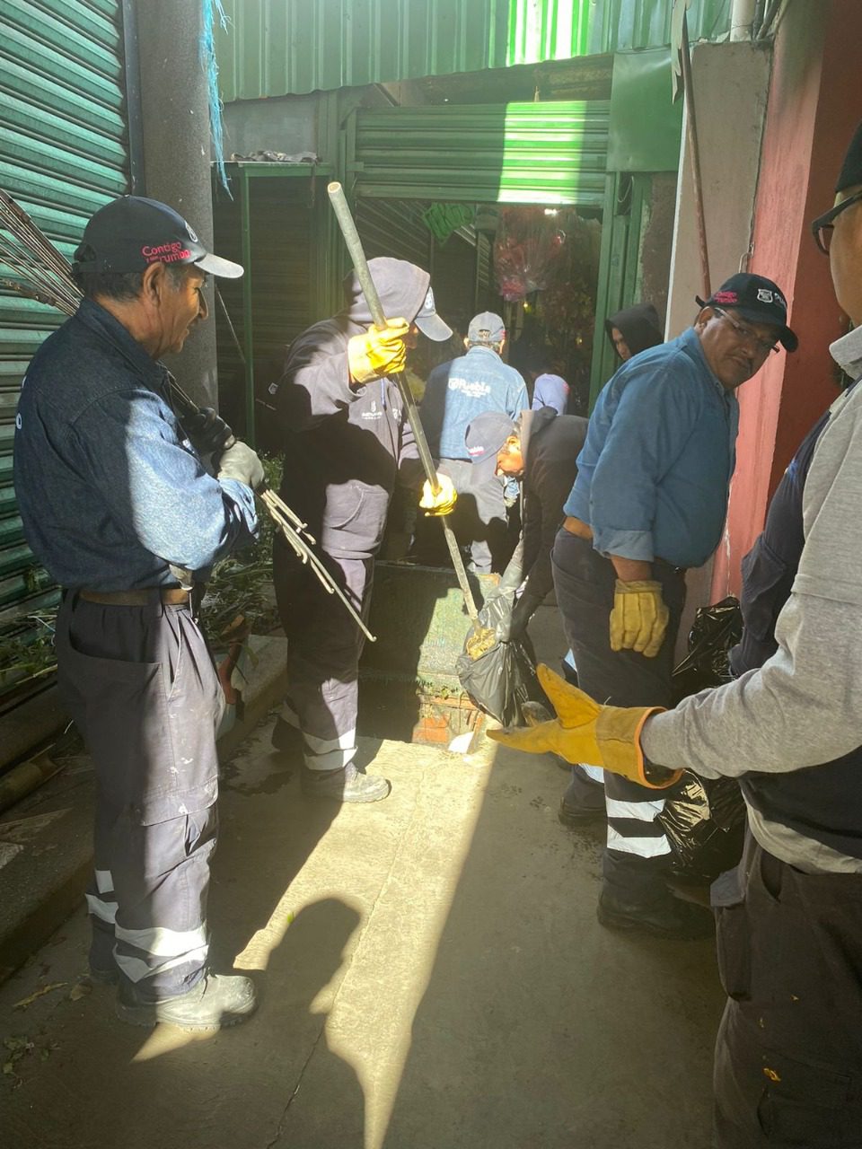Continúa Ayuntamiento de Puebla con labores de mantenimiento en mercados municipales, de apoyo y Central de Abasto