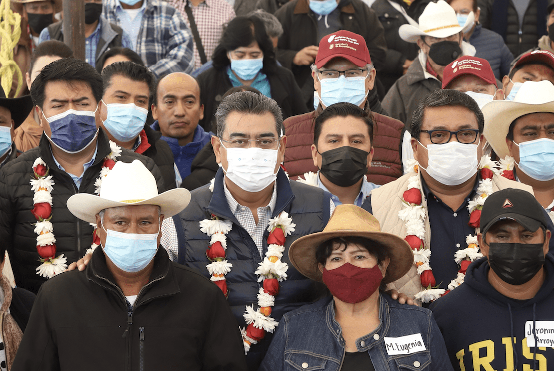 Entrega Gobierno de Puebla recursos para fortalecer al campo en el municipio de Libres