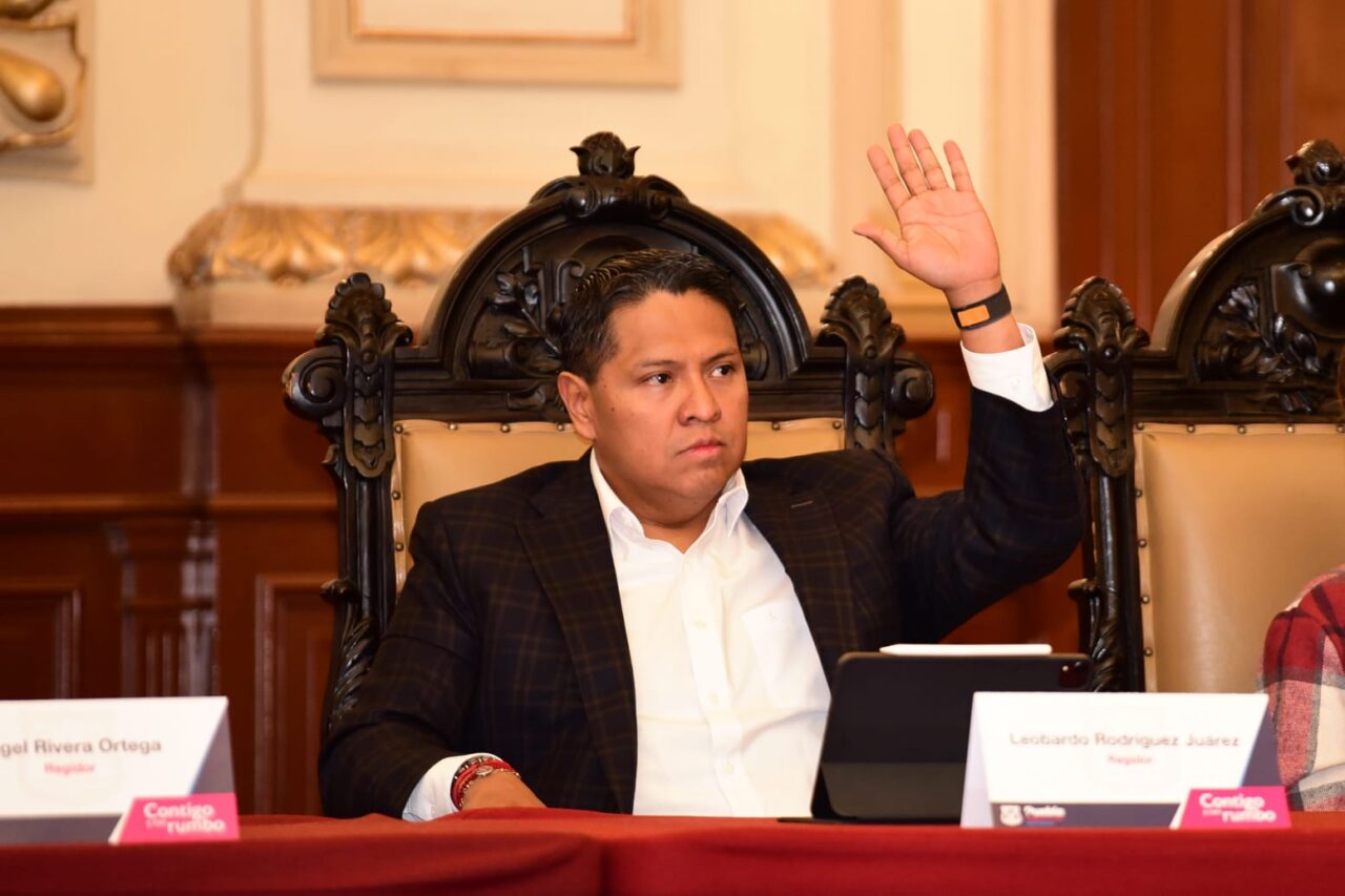 Avala Leobardo Rodríguez Juárez reducción de trámites y requisitos en Ventanilla Virtual