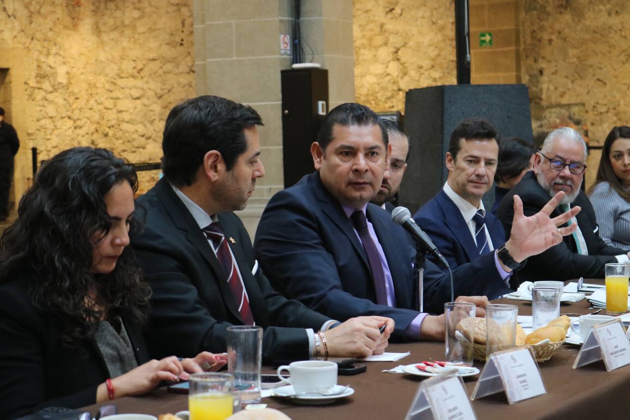 Reactivación económica, de la mano de los sectores empresarial e industrial: Alejandro Armenta