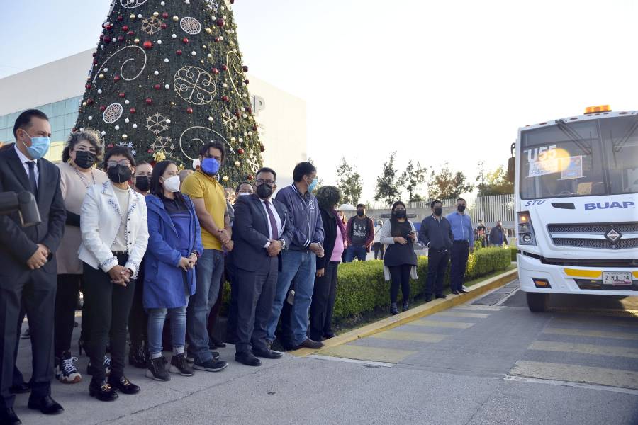 <strong>Comparte BUAP alegría a niños de comunidades del interior del estado</strong>