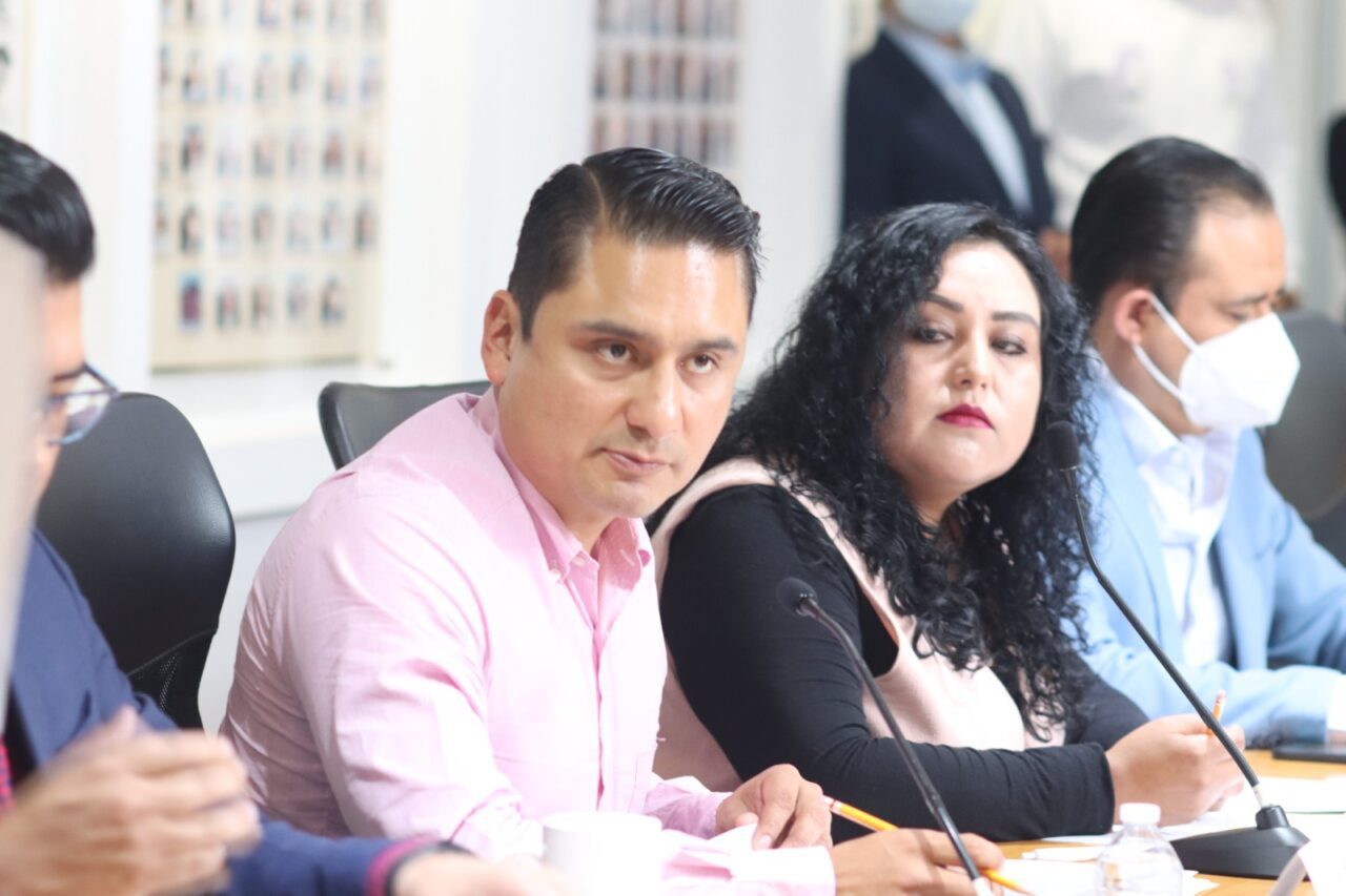 <strong>Comisión del Congreso aprueba Iniciativa para evitar el consumo de alcohol y tabaco entre jóvenes</strong>