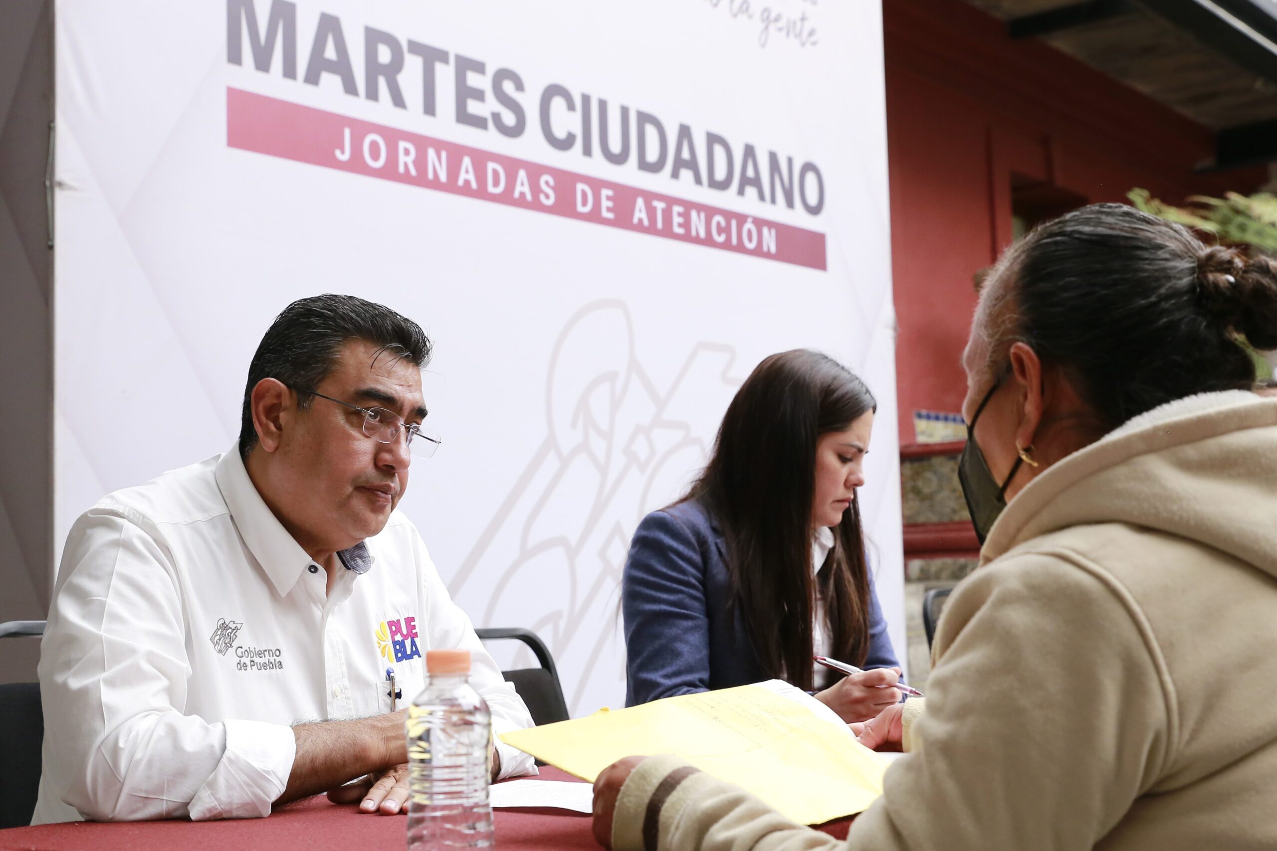 En martes ciudadano, Sergio Céspedes refrenda respaldo a personas con discapacidad