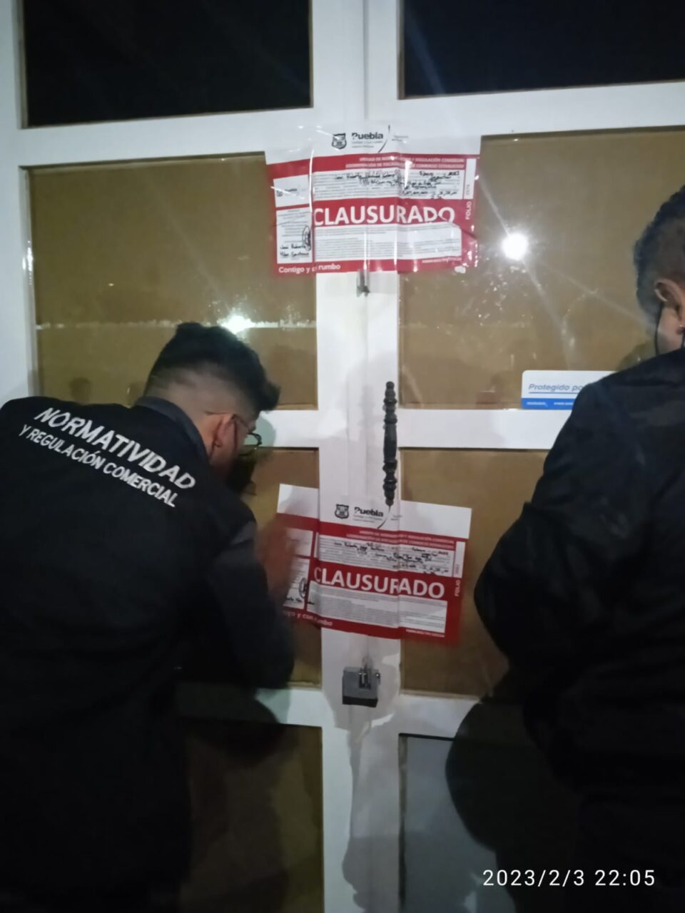 Clausuran ocho establecimientos con venta de alcohol en la capital poblana