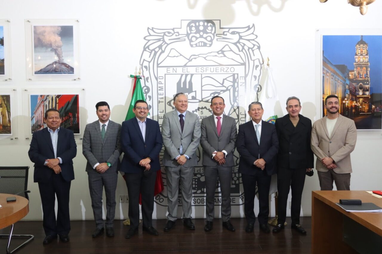 <strong>Comparece en el Congreso del Estado el titular de la FGE de Puebla </strong>