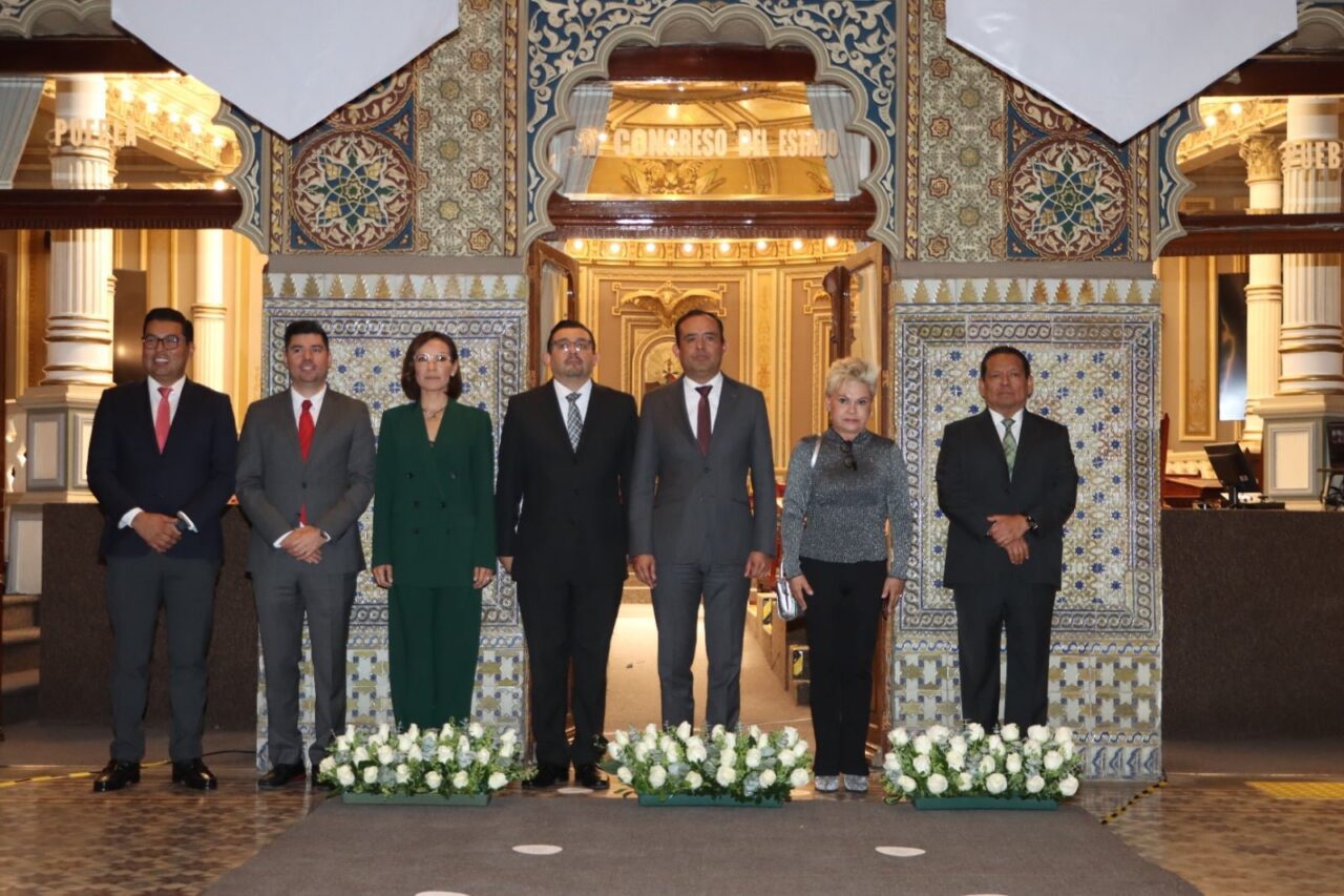 <strong>Celebremos a nuestro lábaro patrio con el orgullo de ser mexicanas y mexicanos: Eduardo Castillo López </strong>