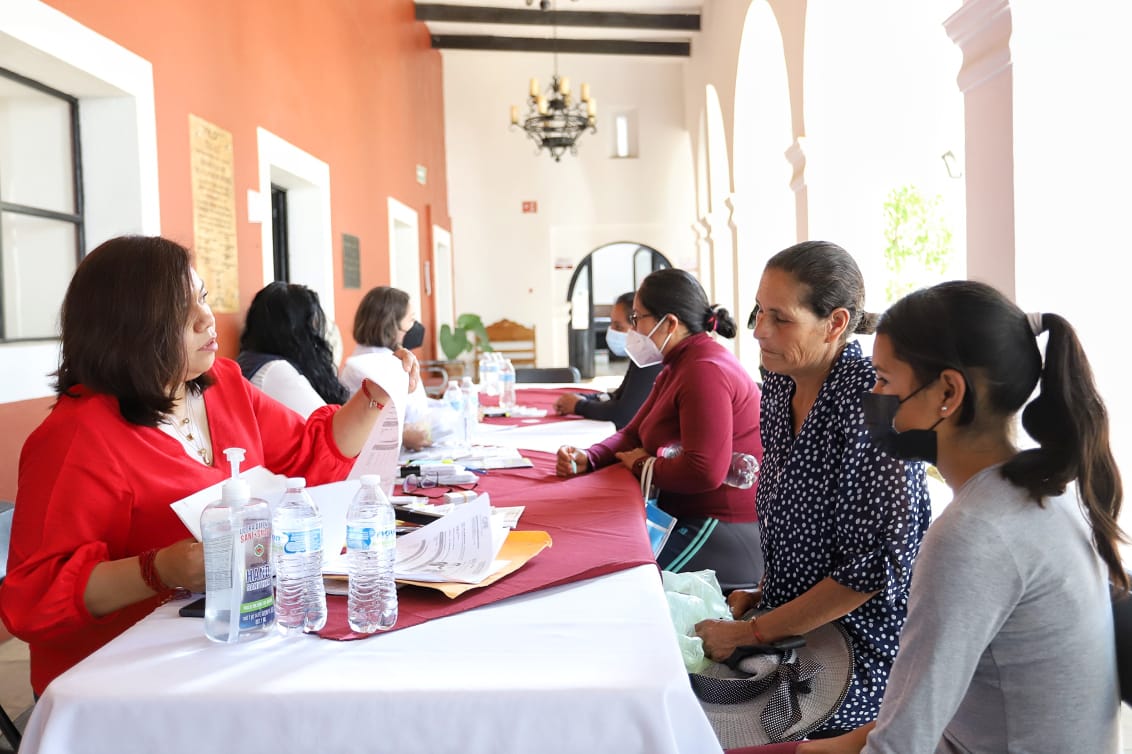 Acerca Consejo de la Judicatura servicios de asesoría y orientación jurídica a Tecali de Herrera