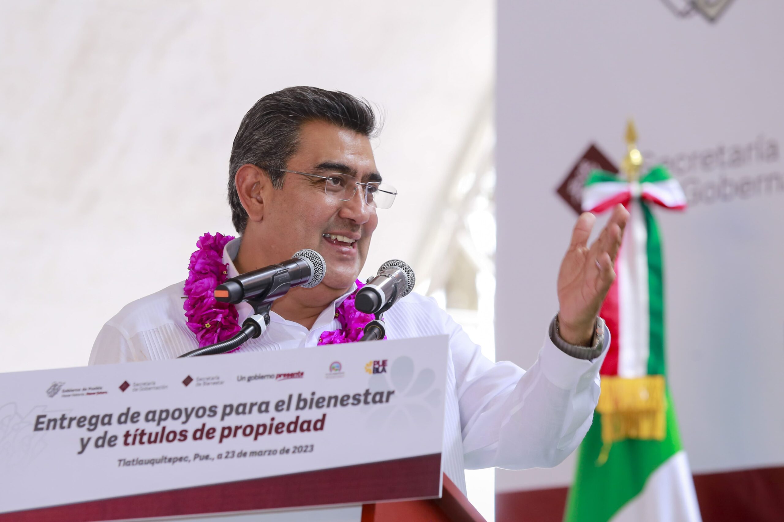 Formar frente en favor de poblanos, pide Sergio Salomón a los actores políticos