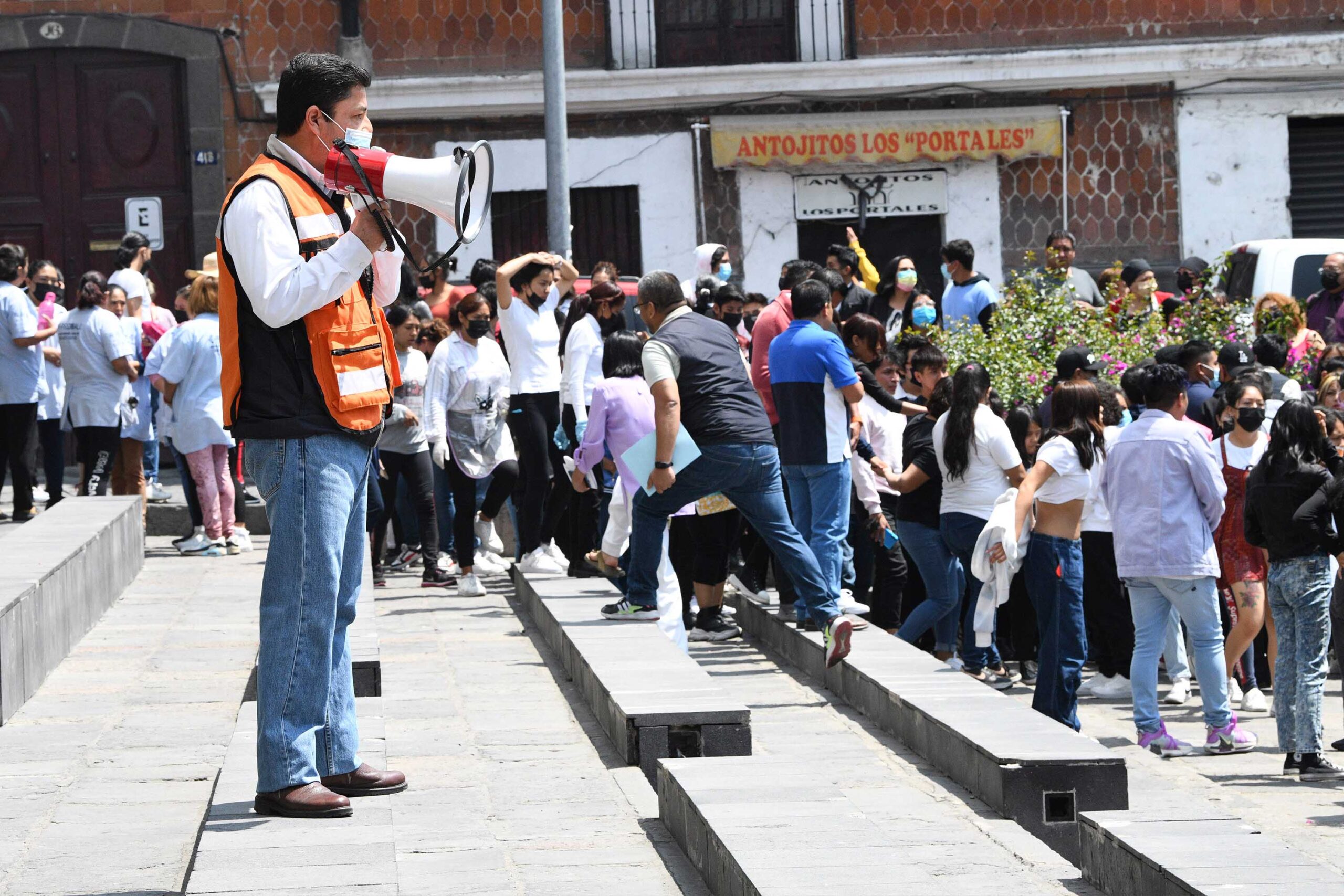 Durante Simulacro Nacional 2023, evacúa Salud más de 12 mil personas en Puebla
