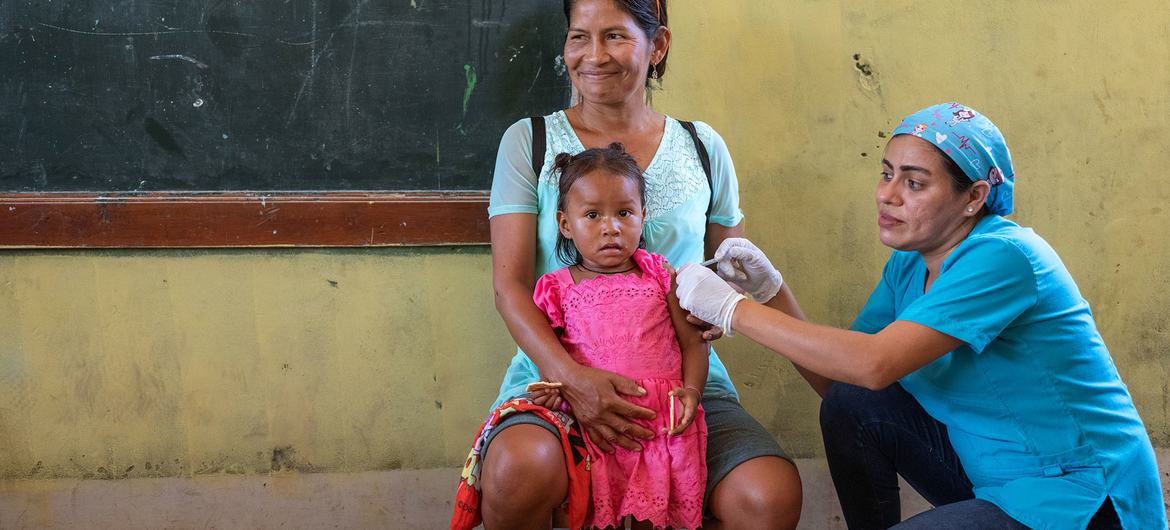 La vacunación infantil en América Latina, de estar entre las más altas a estar entre las más bajas 