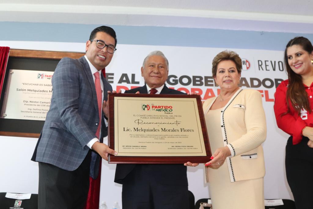 Homenajea PRI Puebla al exgobernador Melquiades Morales Flores