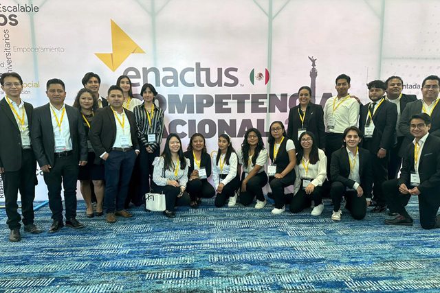 Estudiantes BUAP de Enactus, entre los cinco mejores del Reto Ford College Community Challenge