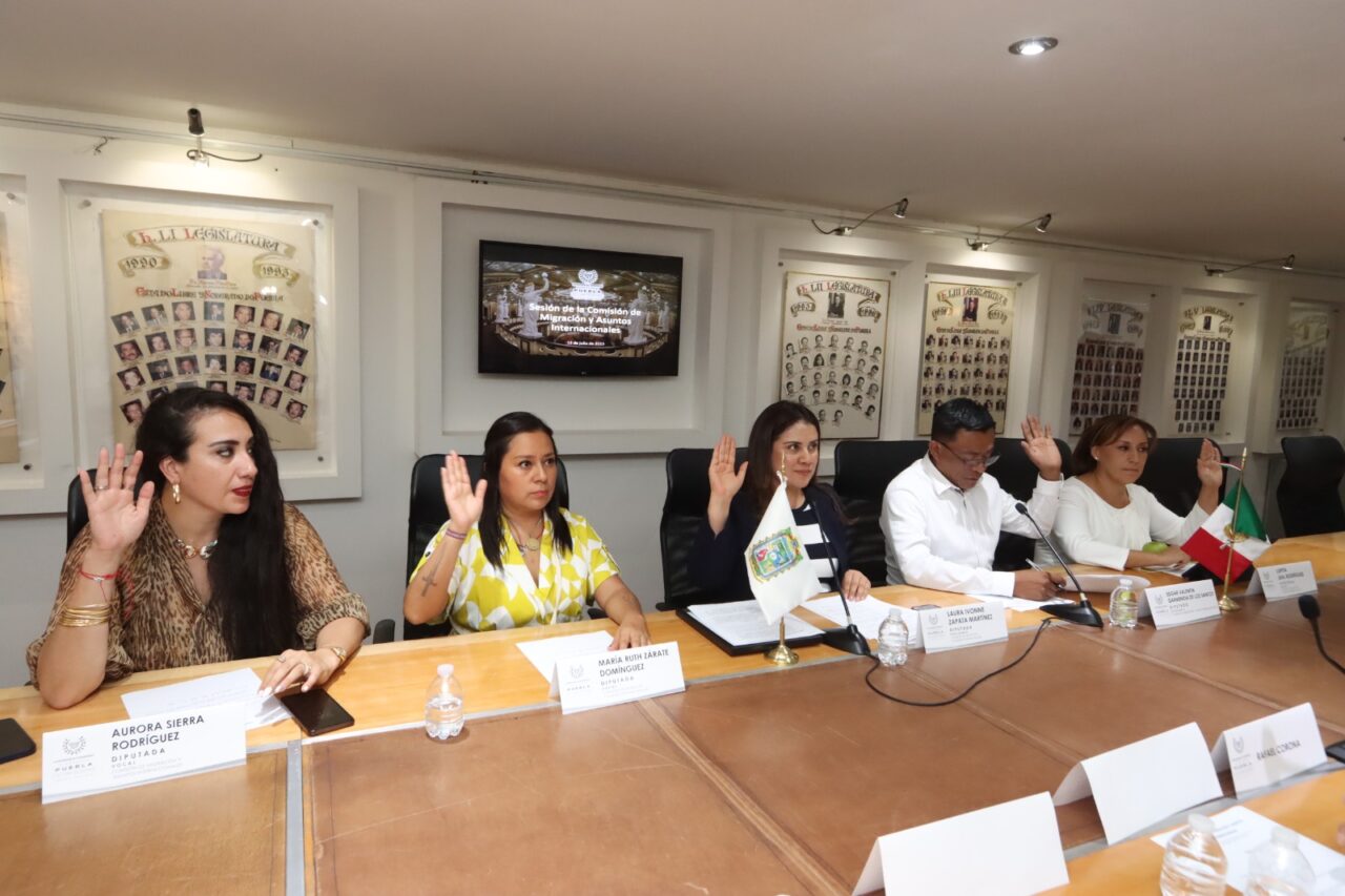 Reconocen en la Comisión de Migración del Congreso de Puebla el mérito emprendedor de poblano en los Estados Unidos