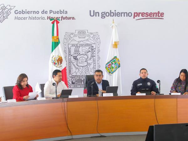 En Puebla, fortalecidas estrategias de prevención ante actividad del Popocatépetl: Sergio Salomón