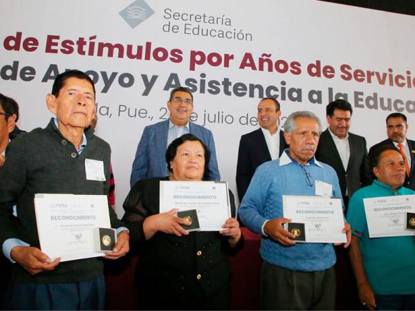 Cuenta magisterio poblano con respaldo total del gobierno estatal: Sergio Salomón