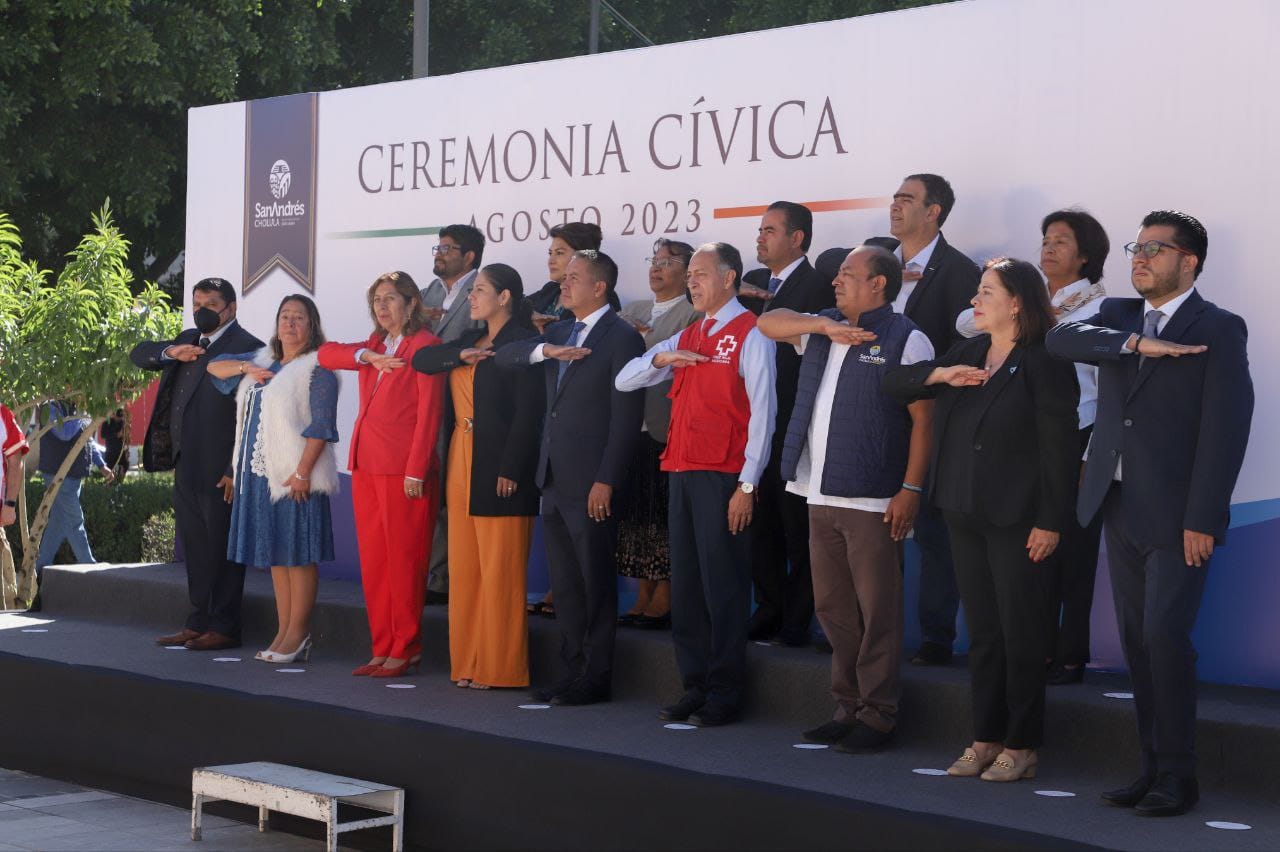 Reconoce Mundo Tlatehui a socorristas de la Cruz Roja que realizaron labores de rescate en Turquía