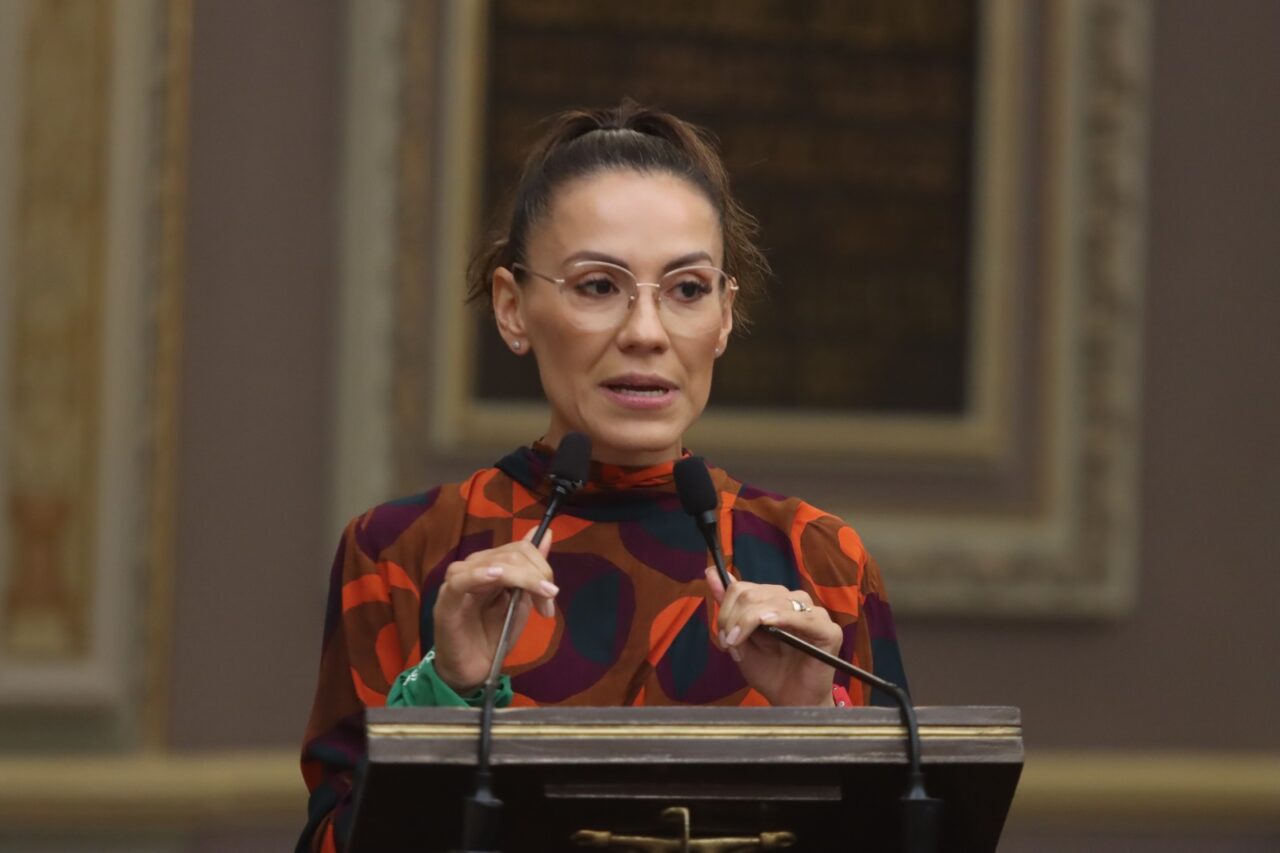 Congreso impulsará el reconocimiento de los cuidados de familiares como un derecho humano