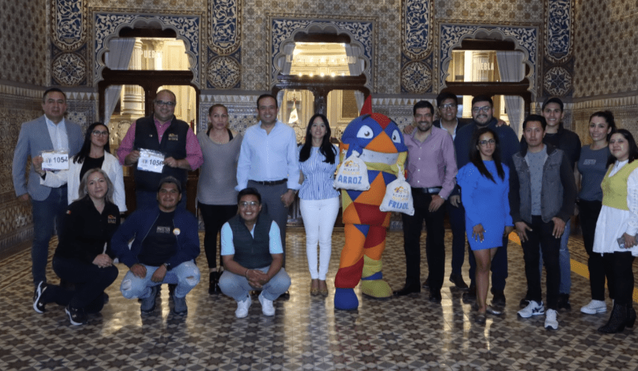 Recibe Congreso donativo de más de 300 kilos de productos para la carrera “Por Amor al Prójimo”