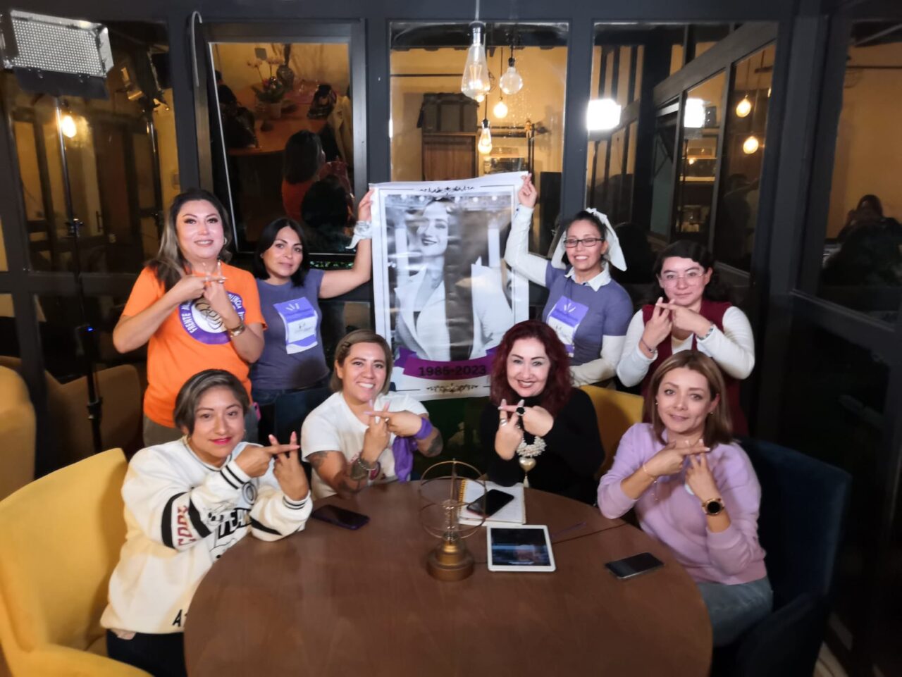 Necesitamos a más defensores de derechos de las mujeres como Aurora Sierra: Colectivas