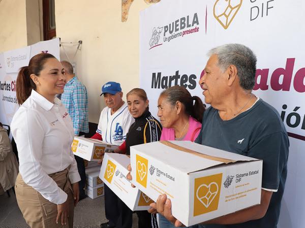En “Jornada Ciudadana”, SEDIF otorga beneficios de programas sociales