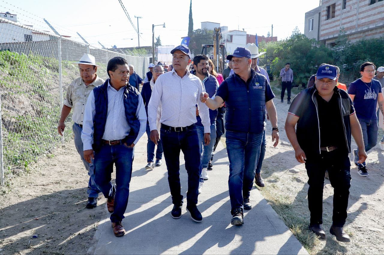 Inicia en San Andrés Cholula el adoquinamiento de la calle Apetlahuaya, en San Antonio Cacalotepec