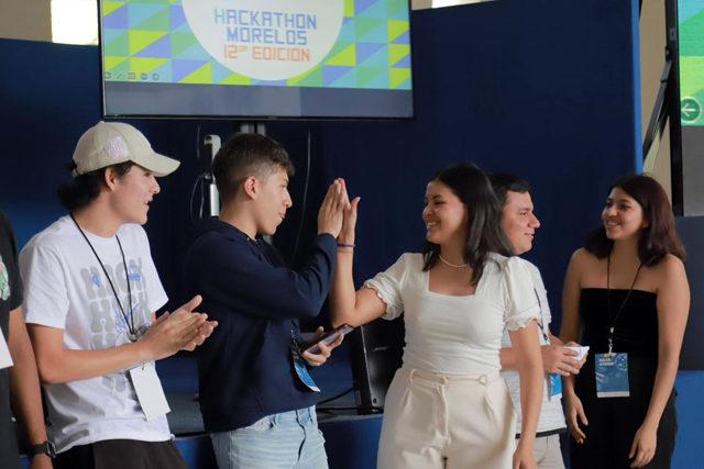 Alumno BUAP integra equipo ganador del primer lugar del HackMorelos