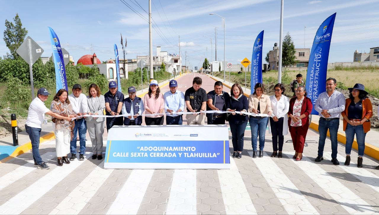 INAUGURA MUNDO TLATEHUI EL ADOQUINAMIENTO DE LA CALLE SEXTA CERRADA Y TLAHUILILA EN LA CABECERA MUNICIPAL