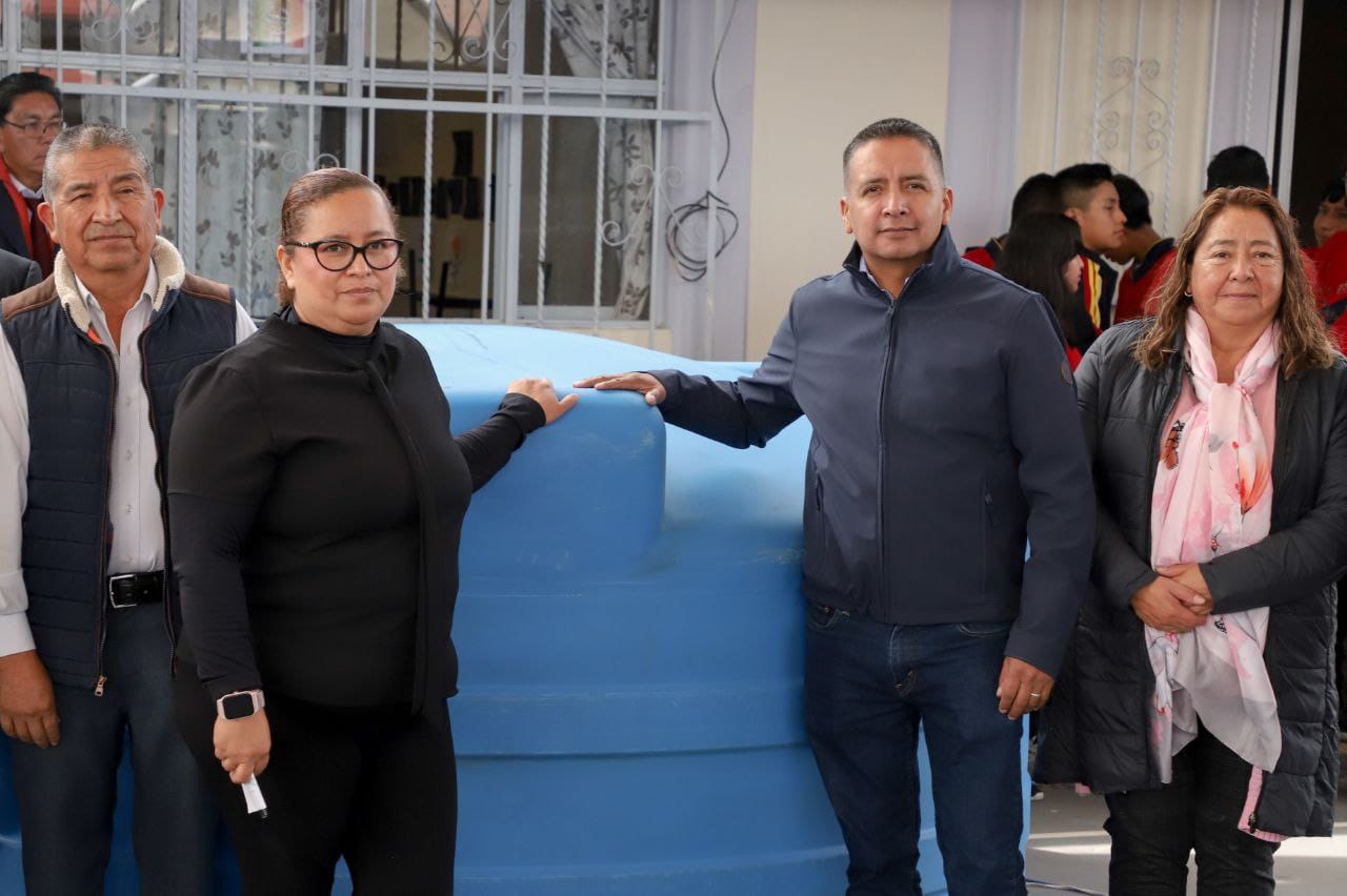 Beneficia Mundo Tlatehui a tres escuelas de San Andrés con cisternas de captación de agua de lluvia