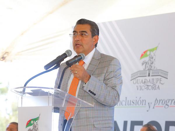 El gobernador Sergio Salomón invitó a las y los presidentes municipales en Puebla a impulsar estrategias que fortalezcan los valores
