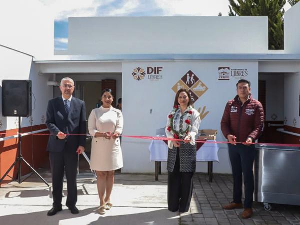 Entrega Gaby Bonilla equipamiento para rehabilitación en municipio de Libres