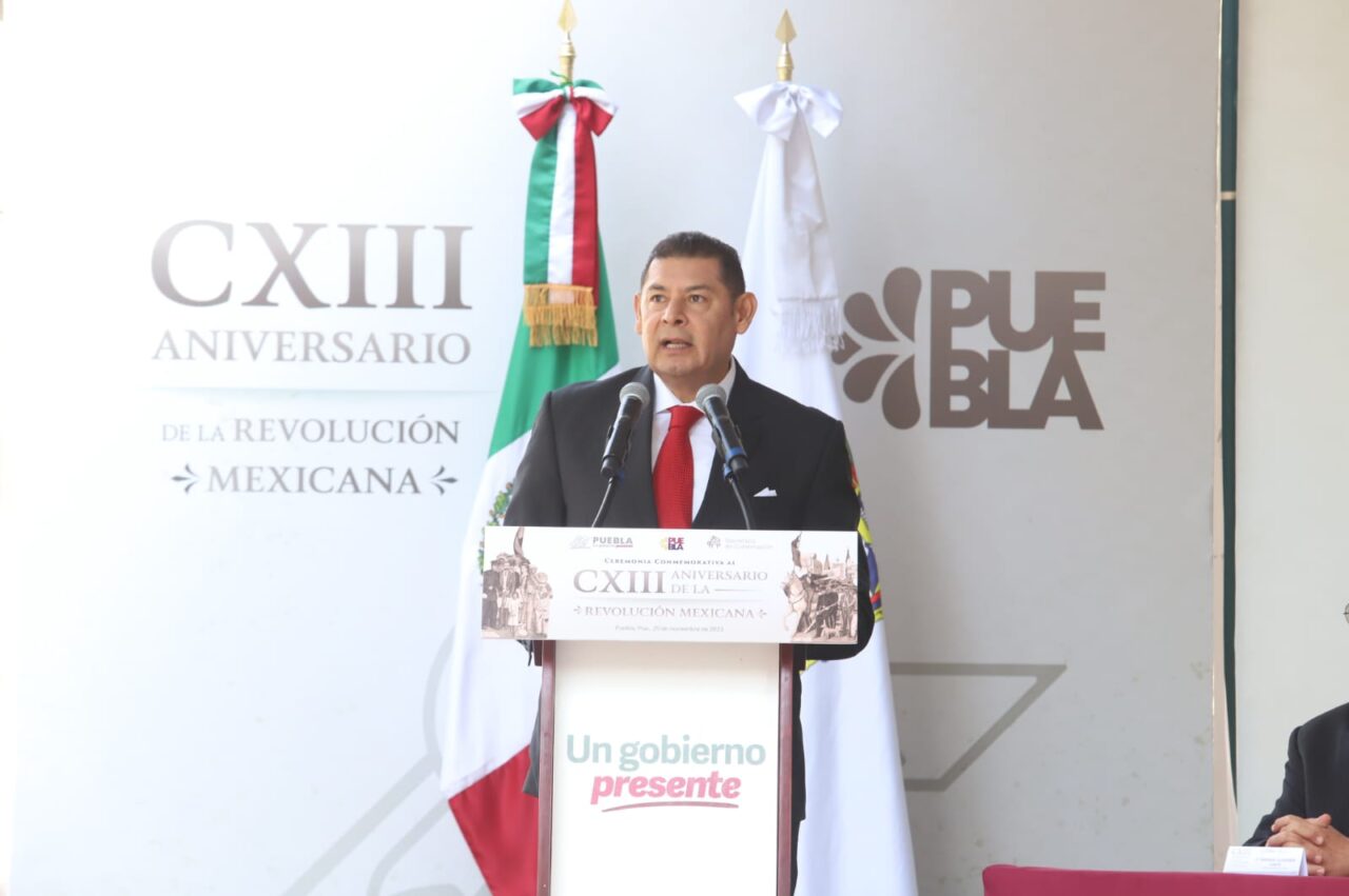 Humanismo Mexicano impulsado por López Obrador, mantiene vigentes principios de la Revolución: Armenta