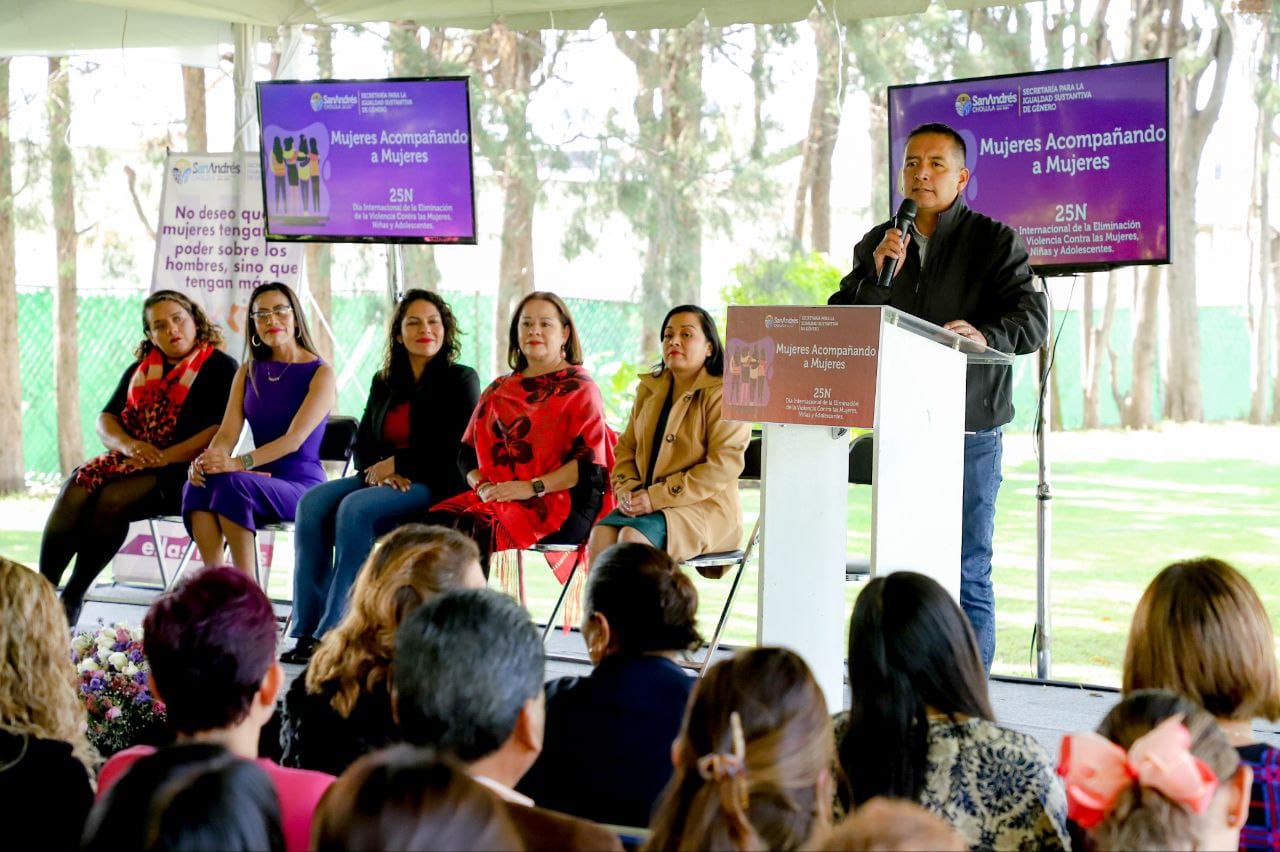 CONMEMORA AYUNTAMIENTO DE SAN ANDRÉS CHOLULA EL 25N CON PONENCIA «MUJERES ACOMPAÑANDO A MUJERES»