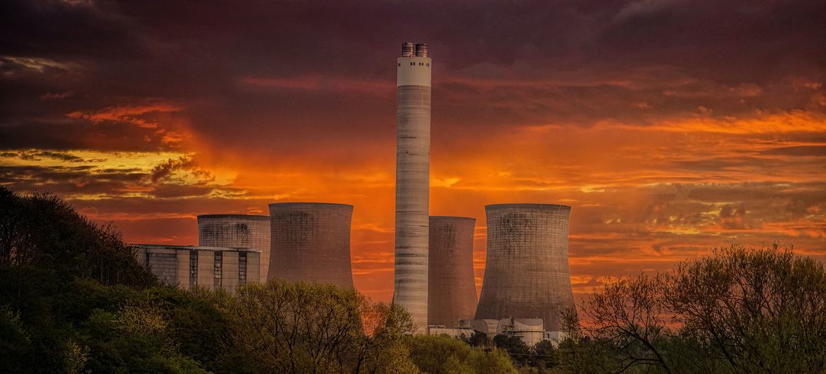 Los gobiernos prevén producir el doble de combustibles fósiles en 2030 de lo que permite el límite de 1,5 ºC 