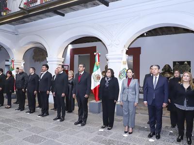 Preside Sergio Salomón ceremonia por aniversario luctuoso de Miguel Barbosa