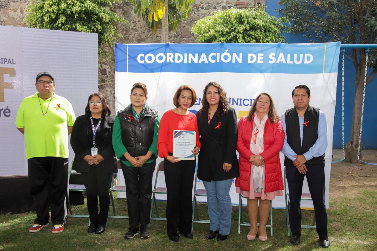 Lupita Cuatle encabeza jornada de salud contra el VIH