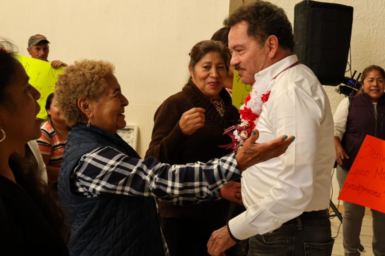 Continuaré trabajando en beneficio de las poblanas y los poblanos: Nacho Mier