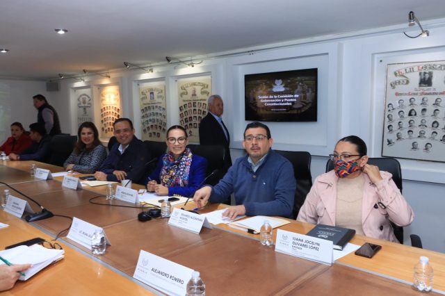 Aprueban en Comisión del Congreso reformas a la Ley del Notariado para el Estado de Puebla