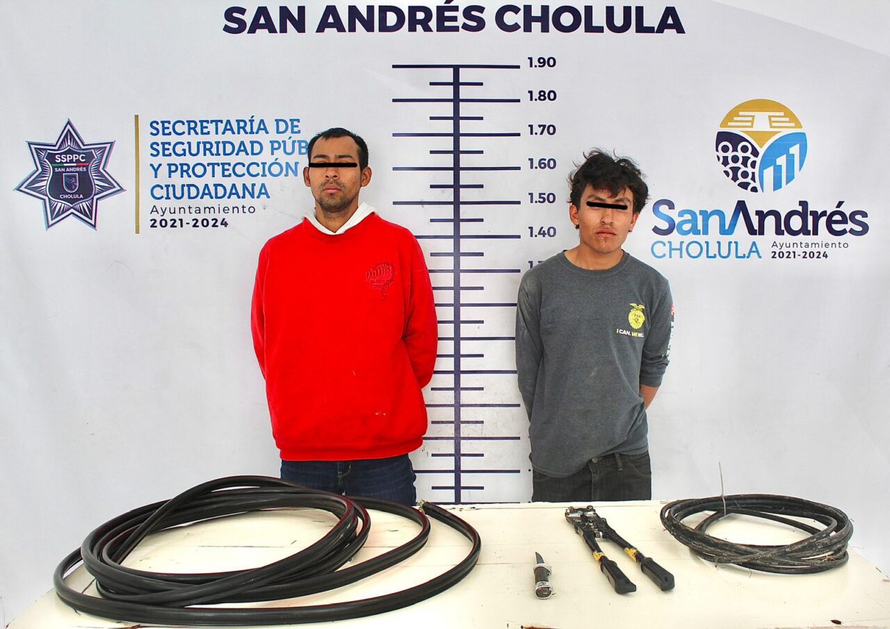 Mediante red de videovigilancia, detienen en San Andrés Cholula a dos hombres por robo agravado