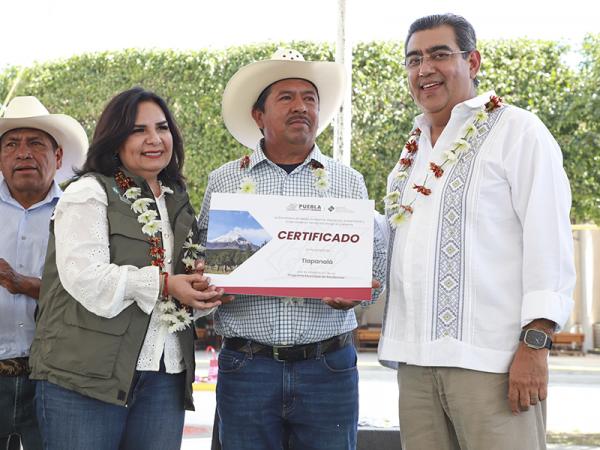 El gobierno de Puebla invierte para rescatar la infraestructura educativa y edificios históricos: Sergio Salomón