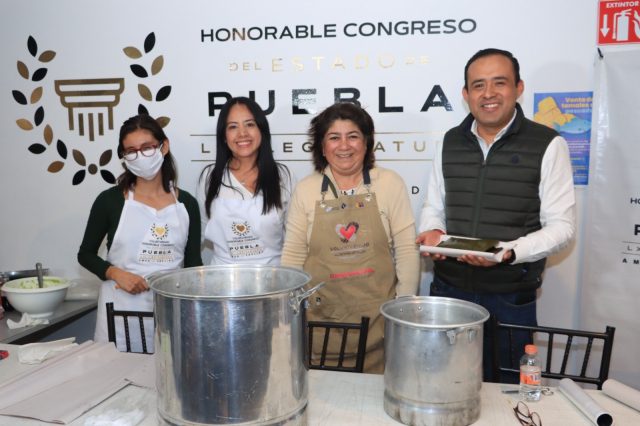 Voluntariados del Congreso y de la Secretaría de Salud de Puebla unen fuerzas para rehabilitar un albergue