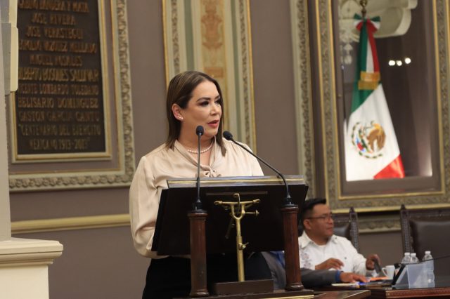 Comparece la titular de la Secretaría de Turismo ante el Pleno del Congreso del Estado