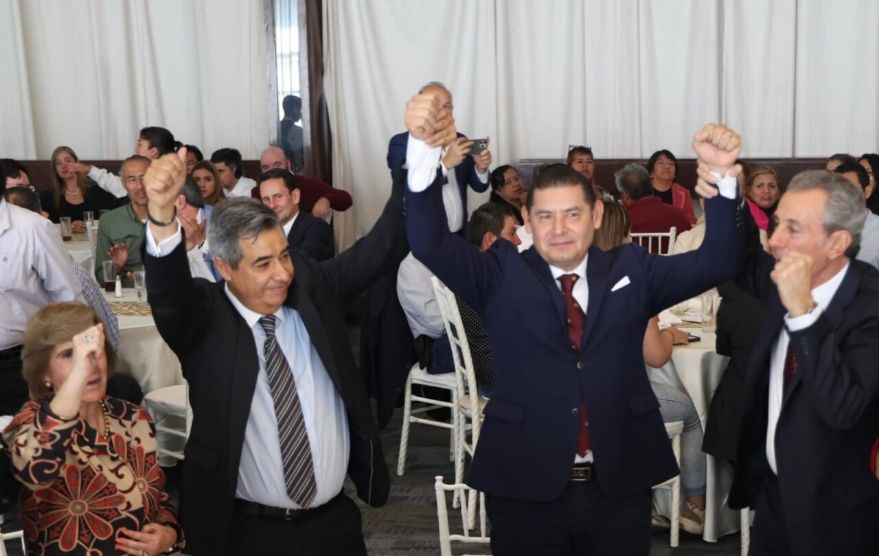 Desarrollo integral en equipo con empresarios: Armenta