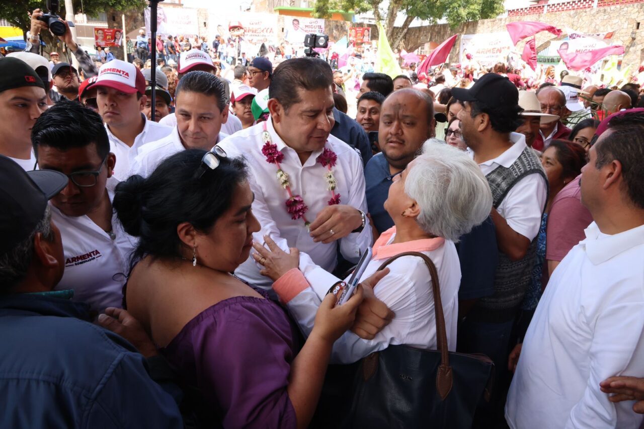 Alejandro Armenta anuncia la creación del Banco de la Mujer para empoderar a las familias