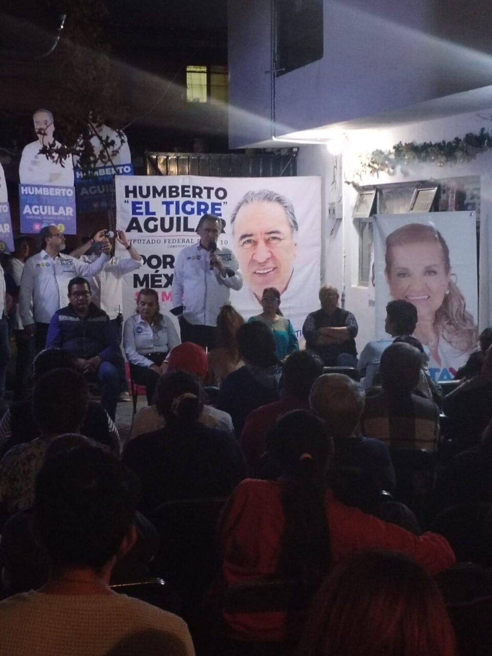 Se reúne Humberto Aguilar con vecinos de San Andrés Cholula