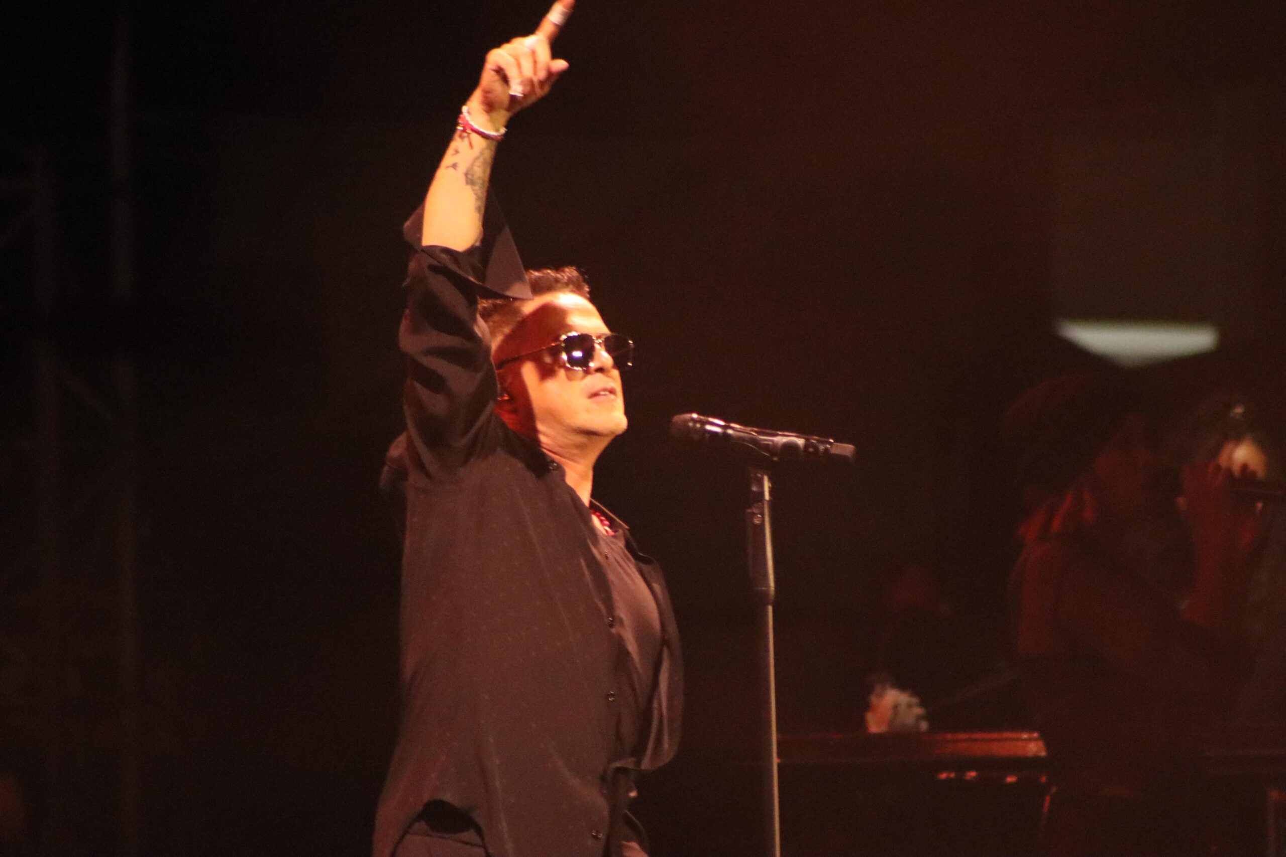 Romántica velada con Alejandro Sanz en Feria de Puebla 2024