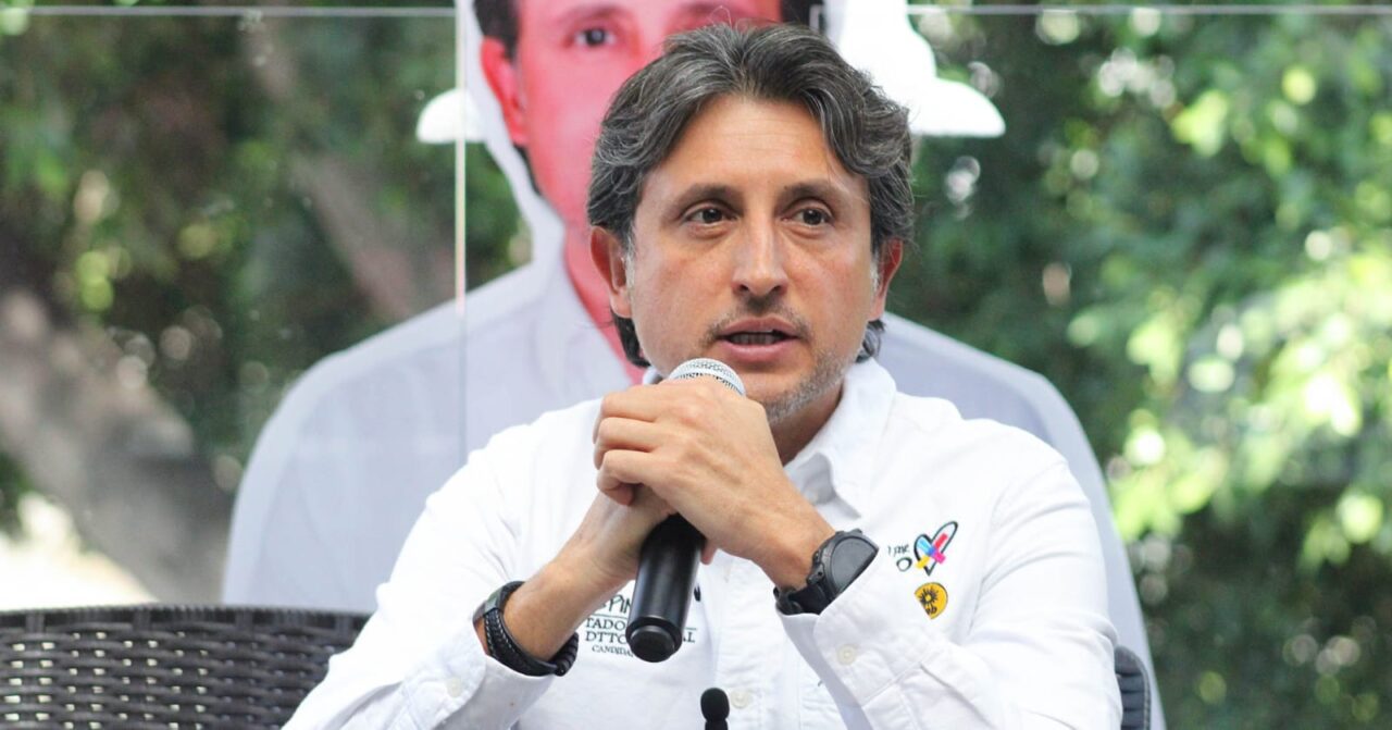 Se solidariza José Juan Espinosa con Eduardo Rivera, tras violento ataque a su domicilio en Zavaleta