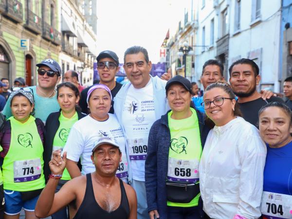 Sergio Salomón dio banderazo de salida a la segunda edición de la «Carrera por Amor al Prójimo»