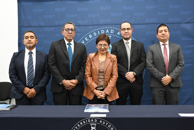 Reconoce Rectora Lilia Cedillo Ramírez crecimiento de indicadores en la Facultad de Ciencias de la Electrónica
